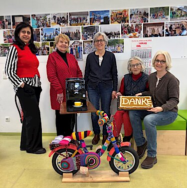 Offenes Handarbeitscafé im Haus der Begegnung spendete Kaffeevollautomaten Foto Offenes Handarbeitscafé im Haus der Begegnung spendete Kaffeevollautomaten Foto